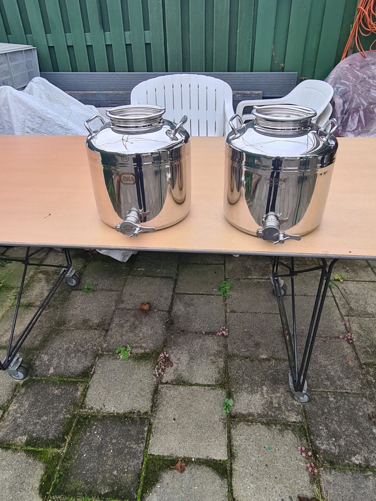 honing roestvrij staal vaten met kraan, Ophalen, Melodische percussie
