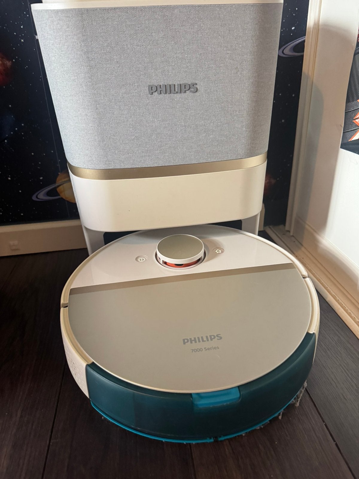 Philips HomeRun 7000 Robotstofzuiger Dweil en laadstation, Ophalen, Zo goed als nieuw, Robotstofzuiger
