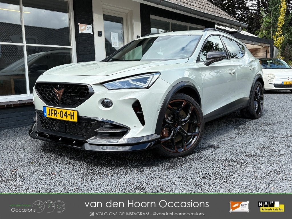 CUPRA Formentor VZ5 2.5 390 PK | TAIGA GREY EDITION | No 295, Auto's, Gebruikt, Euro 6, 11 km/l, 2480 cc