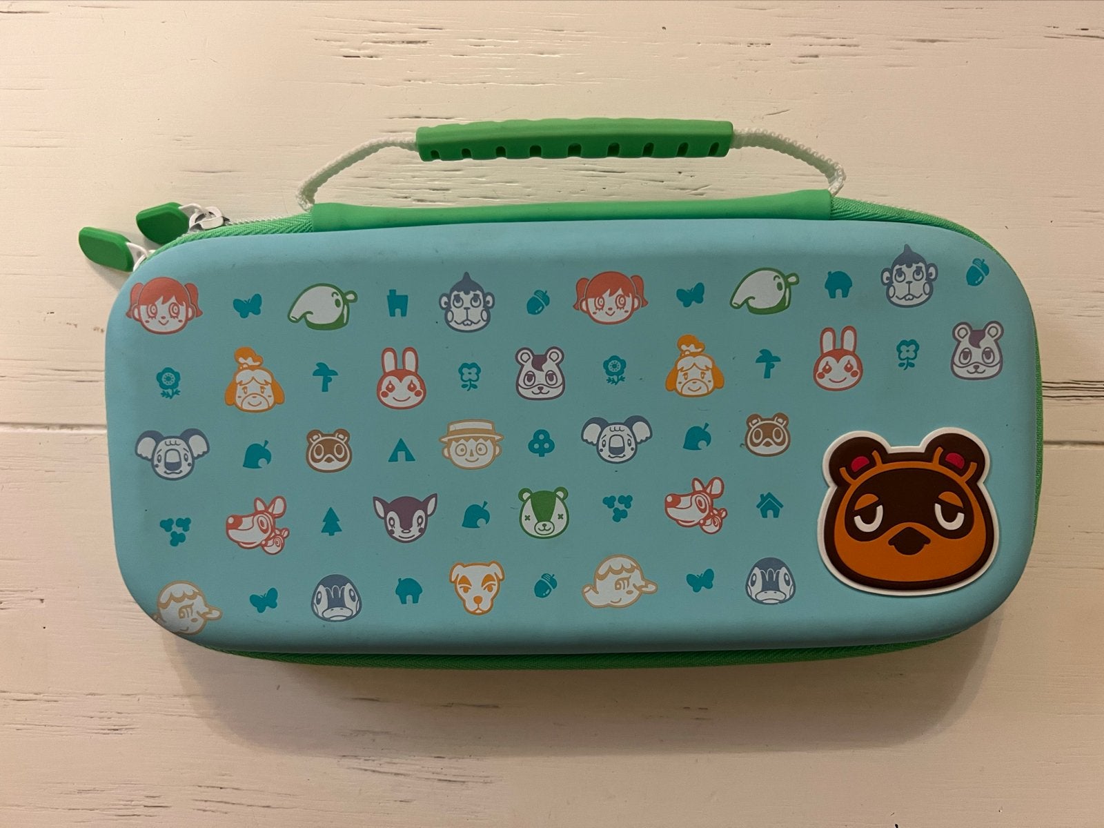 Nintendo Switch Lite hoesje Animal Crossing Tom Nook izgs, Nintendo, Ophalen of Verzenden, Zo goed als nieuw, Hoesje
