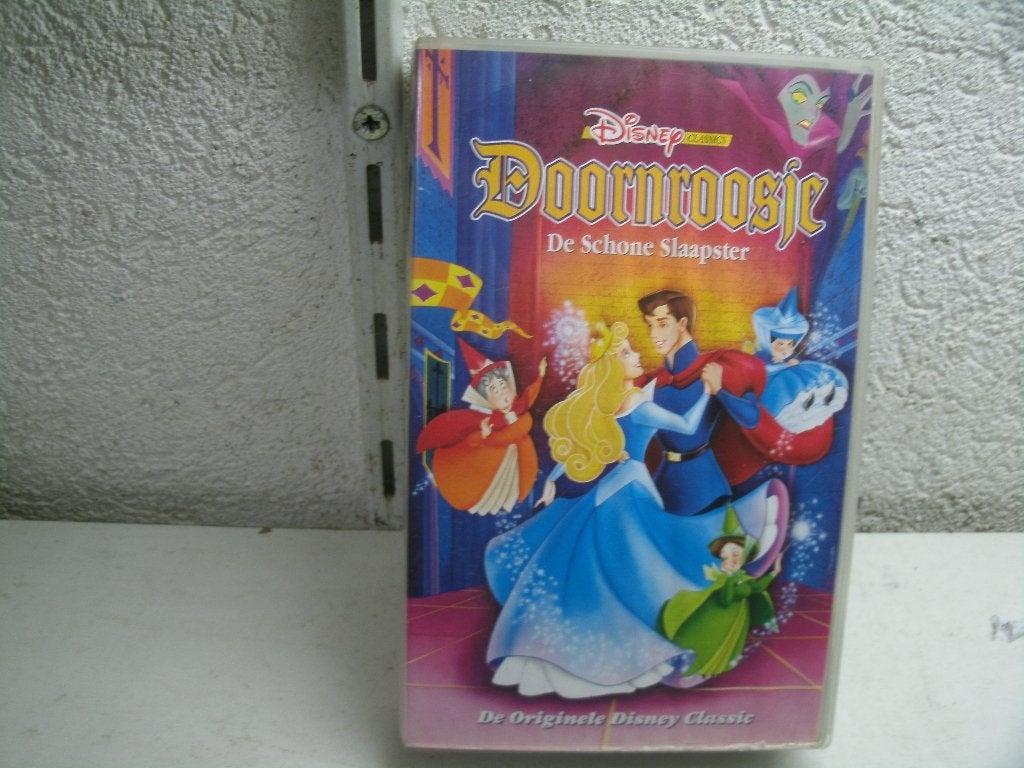 vhs 165a doornroosje, Alle leeftijden, Ophalen of Verzenden, Zo goed als nieuw