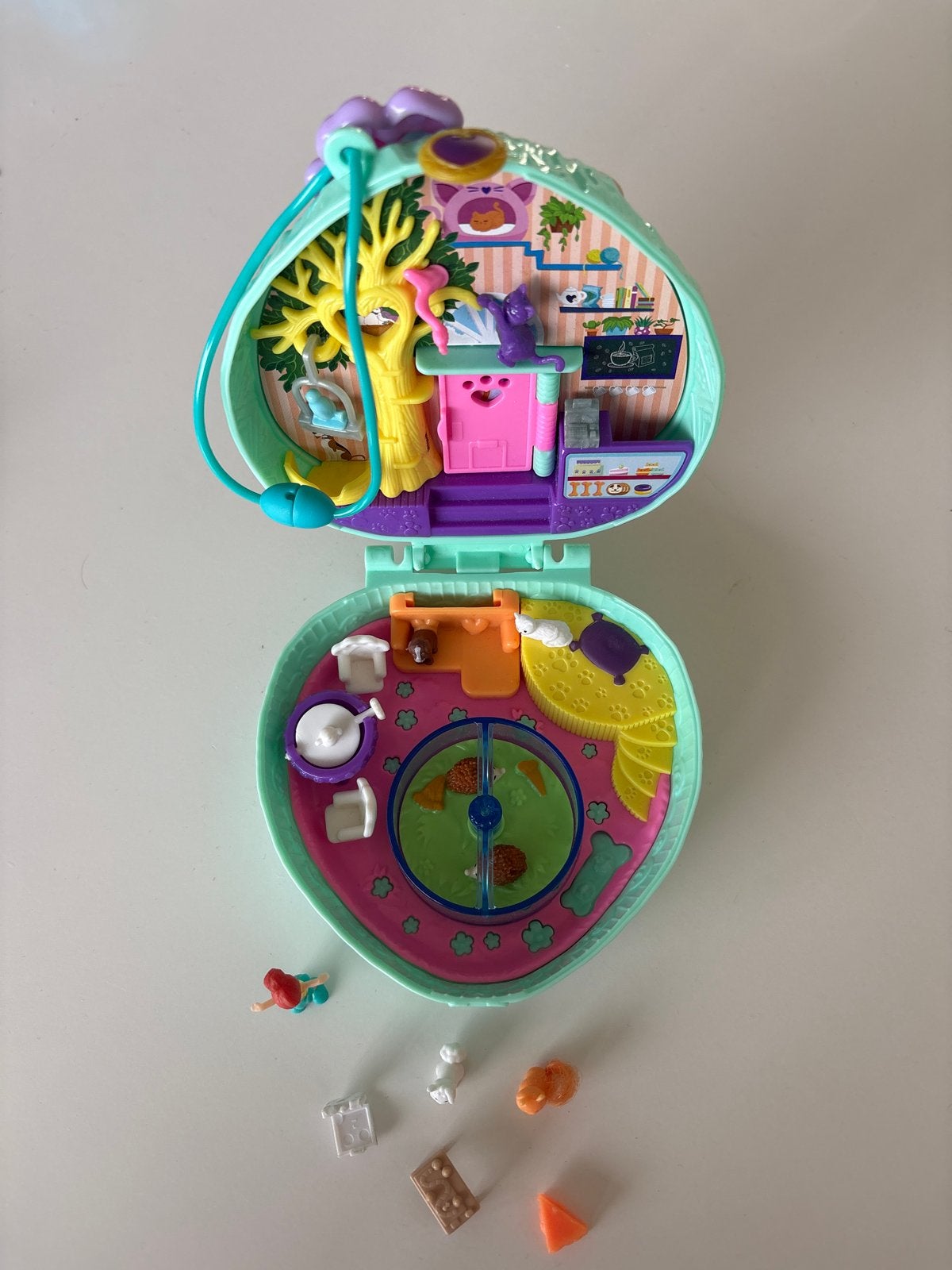 Polly Pocket Speelset Dierenparadijs met Accessoires, Ophalen, Zo goed als nieuw, Jongen of Meisje