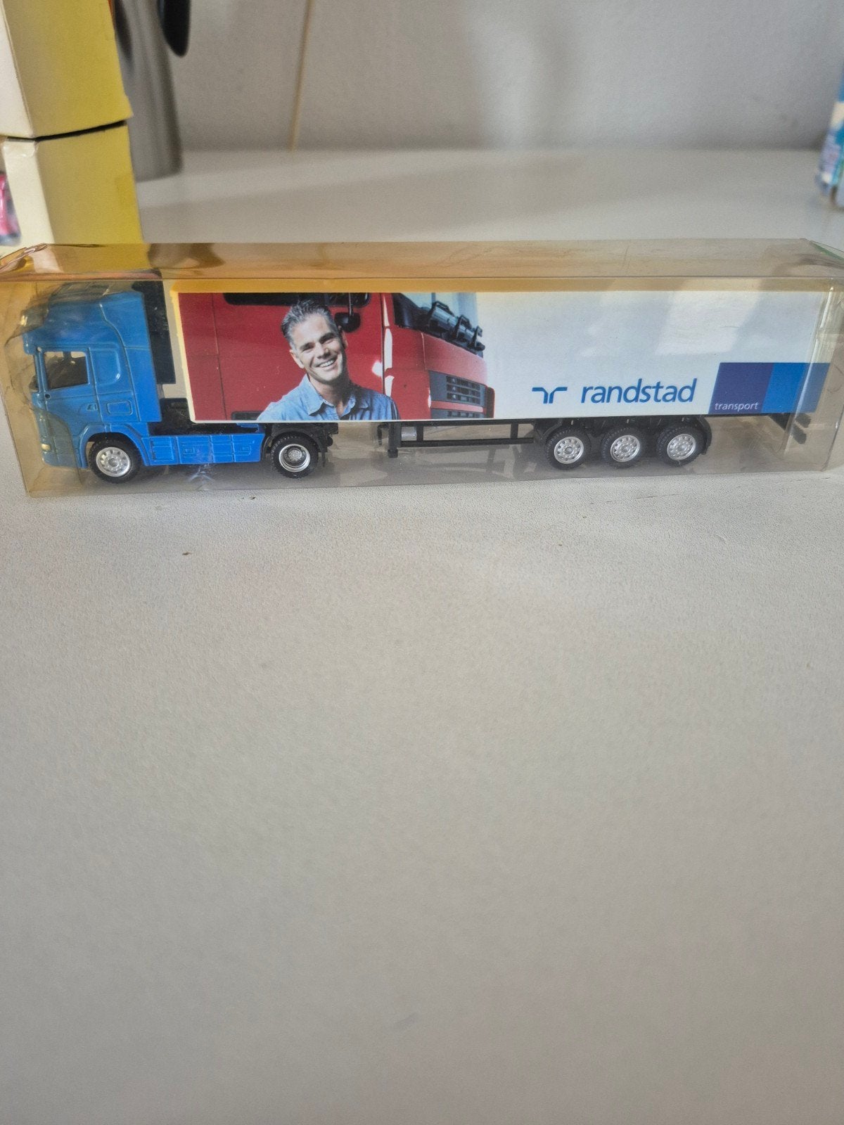 Randstad Transport Vrachtwagen Miniatuur - Nieuw in Doos, Verzamelen, Ophalen of Verzenden, Nieuw