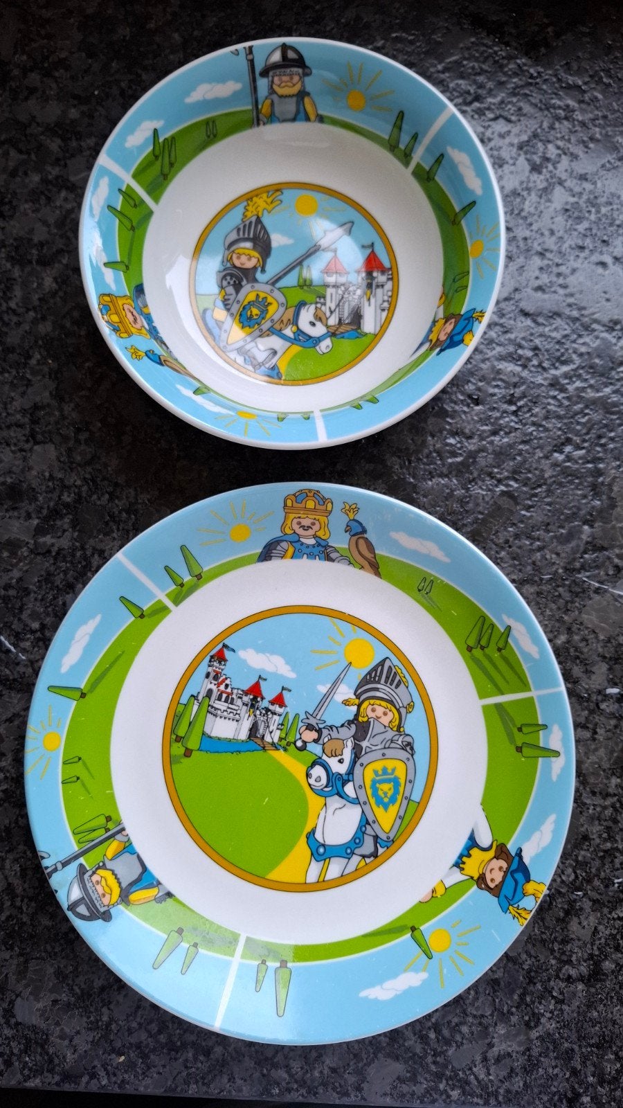 Playmobil ridder kinderbord en kommetje, Ophalen, Gebruikt