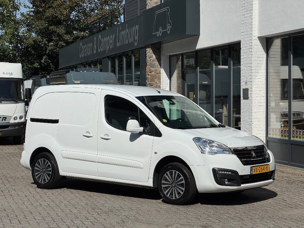 Peugeot Partner New GB 120 L1 1.6 Bluehdi 75pk 3-zits 2016, Auto's, Voorwielaandrijving, Stof, Euro 6, 4 cilinders