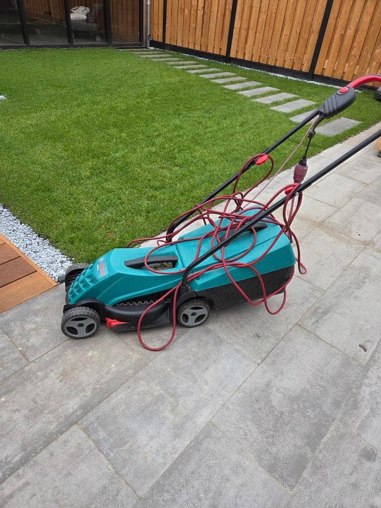 Bosch Elektrische Grasmaaier - Goede Staat, Cirkelmaaier, Gebruikt, Elektrische grasmaaier, Ophalen of Verzenden