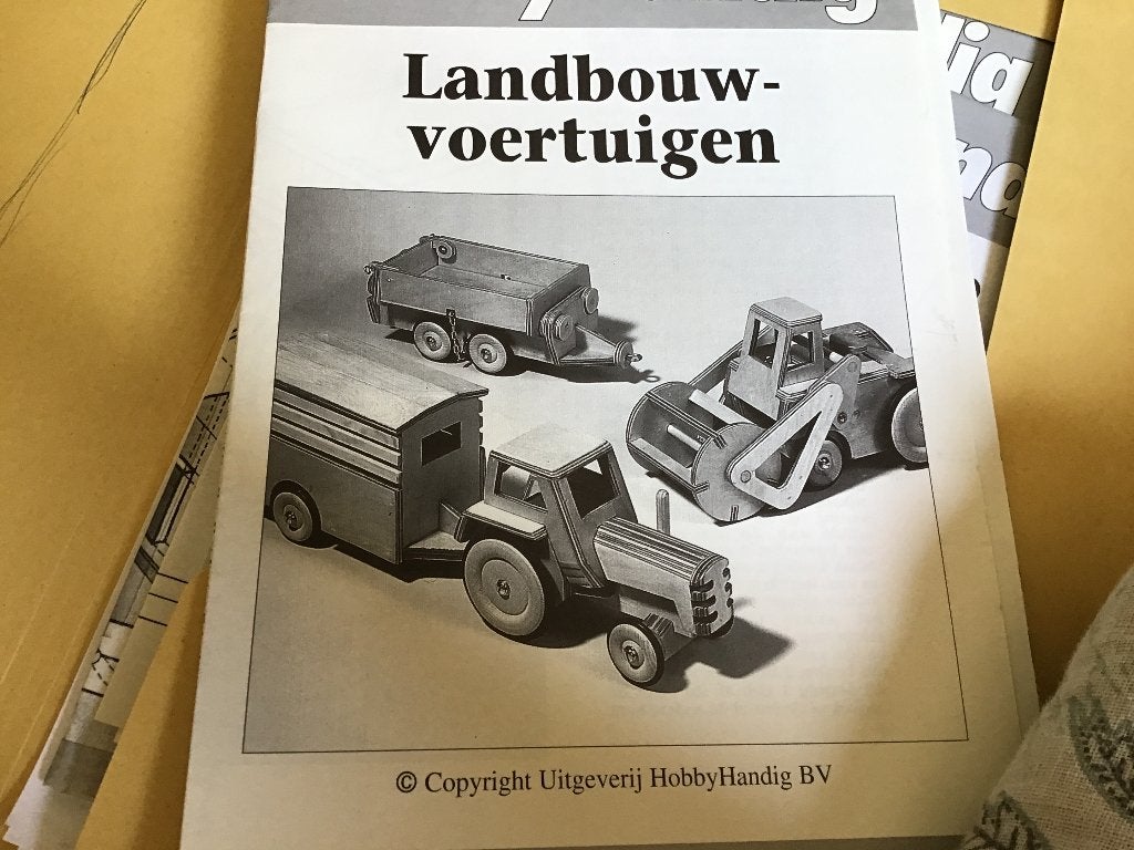 Bouwtekening landbouwvoertuigen, Verzenden, Nieuw, Groter dan 1:32