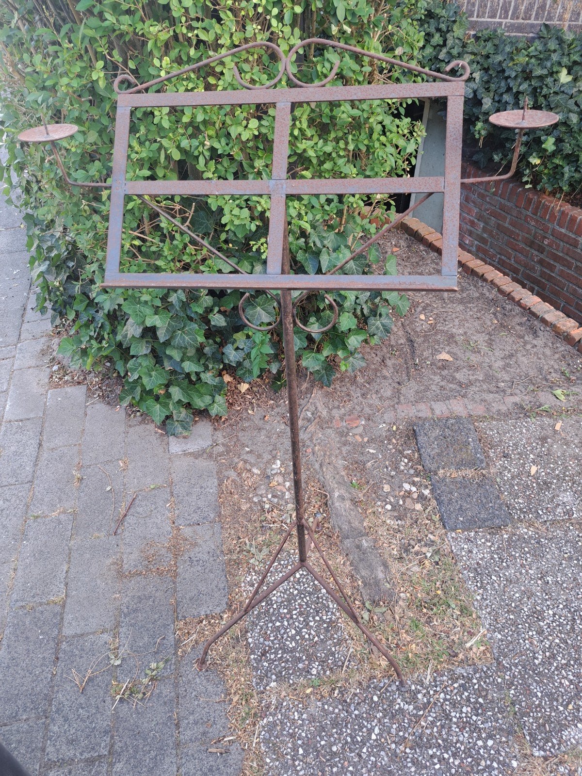 Antieke lessenaar uit kerk, smeedijzer, Antiek en Kunst, Antiek | Religie, Ophalen of Verzenden