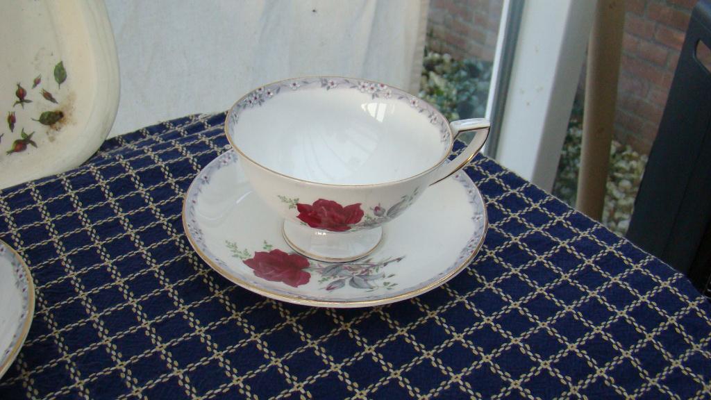 Thee kopjes ( Roosjes decor, Ophalen of Verzenden