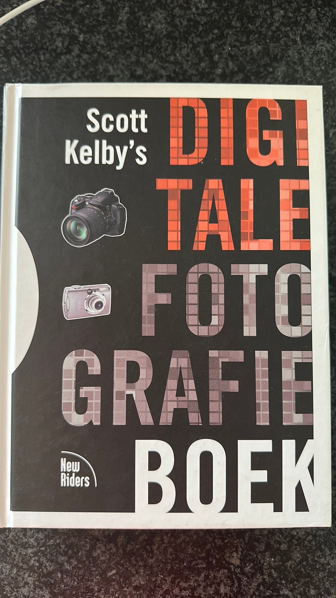 Scott Kelby - Scott Kelby's digitale fotografie boek, Boeken, Ophalen of Verzenden, Zo goed als nieuw, Scott Kelby, Overige onderwerpen