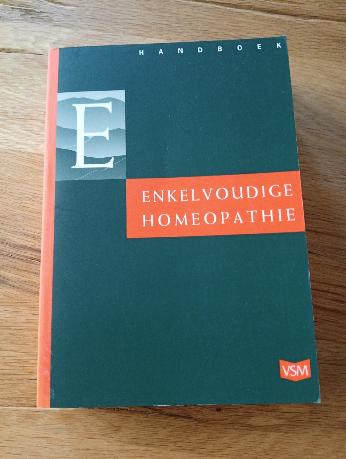 Handboek Enkelvoudige Homeopathie VSM Geneesmiddelen, Onbekend, Ophalen of Verzenden, Zo goed als nieuw, Instructieboek