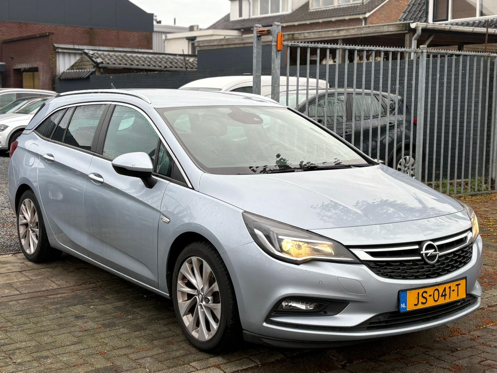 Opel Astra Sports Tourer 1.6 CDTI Business+ | LED | Navigati, Auto's, Voorwielaandrijving, Gebruikt, 4 cilinders, Origineel Nederlands