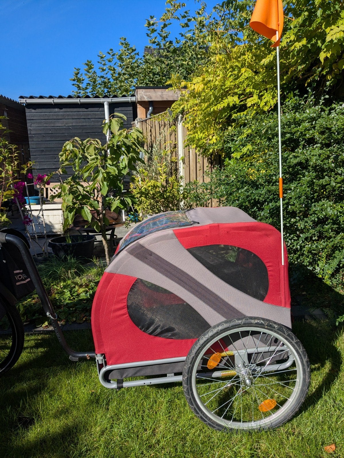 DoggyRide fietskar voor de hond – € 250

Te koop: DoggyRide, Fietsen en Brommers, Ophalen, DutchDog Doggyride, Opvouwbaar, 20 tot 40 kg