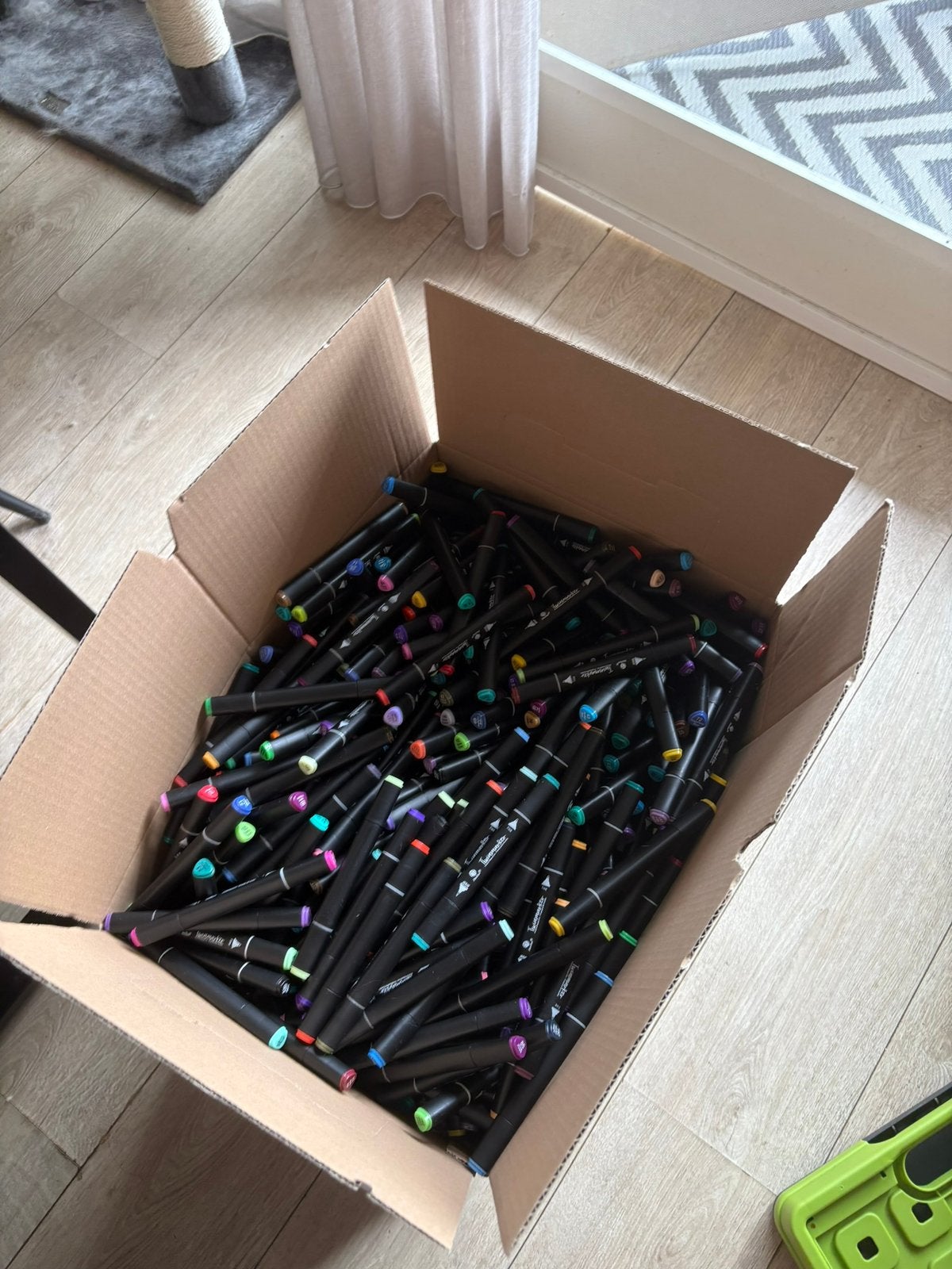 +- 800 decotime alcohol stiften, Ophalen of Verzenden, Zo goed als nieuw, Overige typen