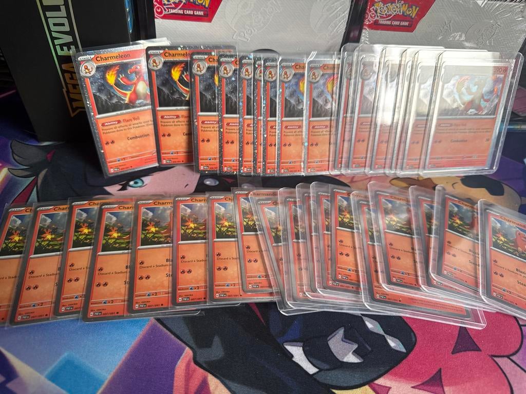 Pokémon kaarten Charmander en Charmeleon, Hobby en Vrije tijd, Verzamelkaartspellen | Pokémon, Ophalen of Verzenden, Gebruikt