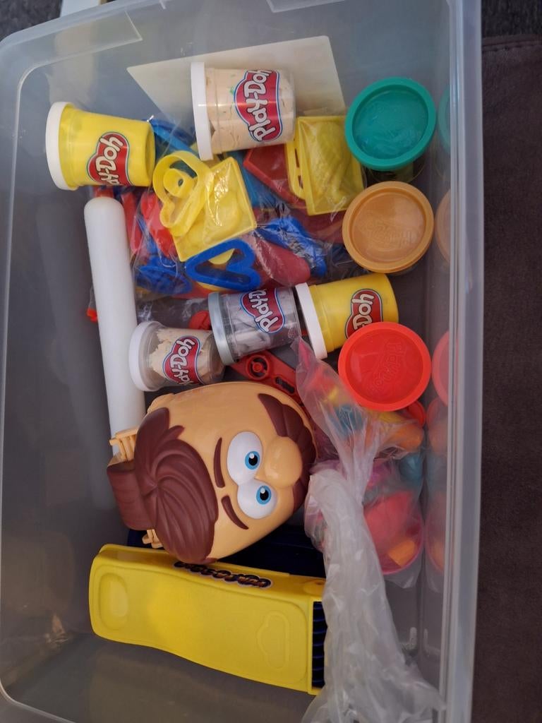 Grote bak met klei en accesoires, Ophalen of Verzenden