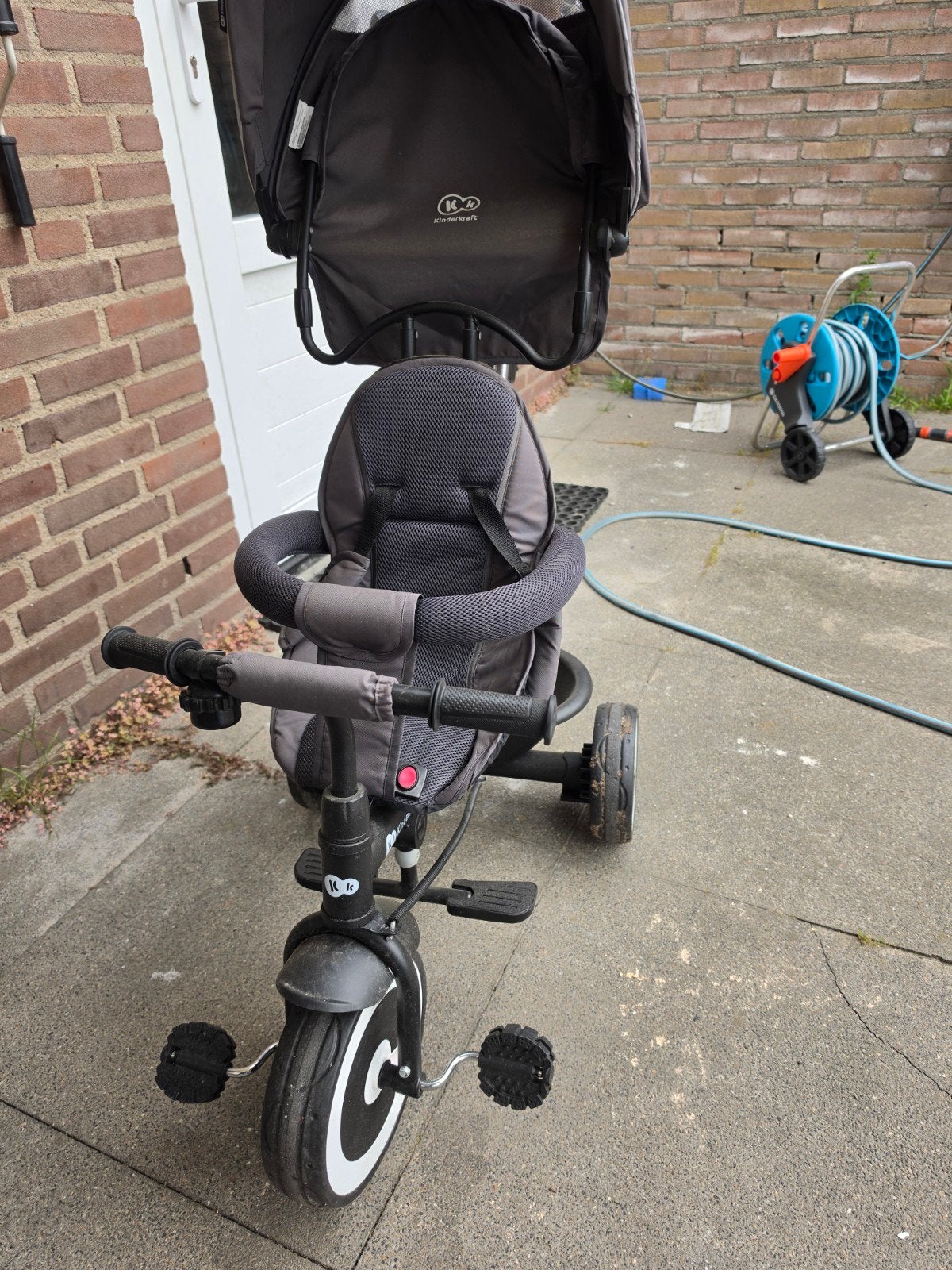 Kinderkraft driewieler, Ophalen, Zo goed als nieuw, Kinderkraft, Duwstang