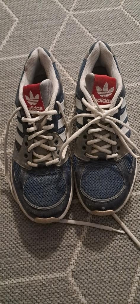 Adidas sportschoenen maat 40, Sport en Fitness, Loopsport en Atletiek, Ophalen of Verzenden, Gebruikt, Adidas