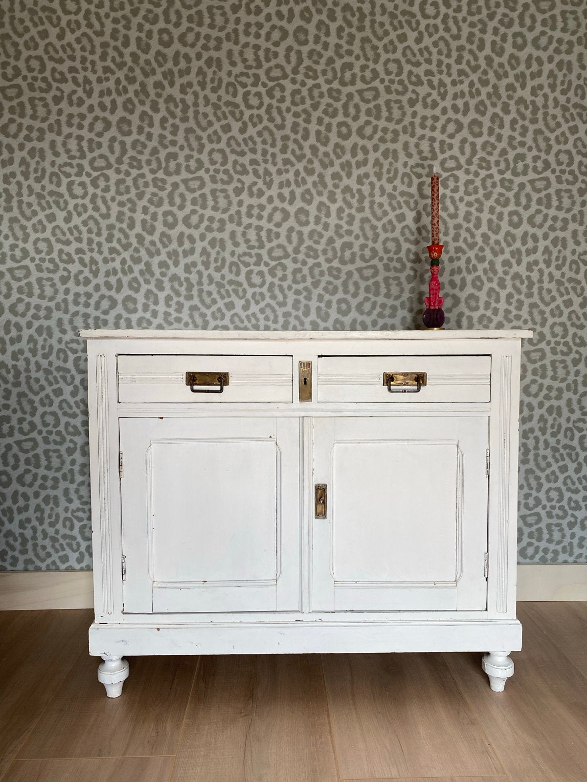 Antiek Brocante witte commode/ dressoir met lades en deuren, Antiek en Kunst, Ophalen