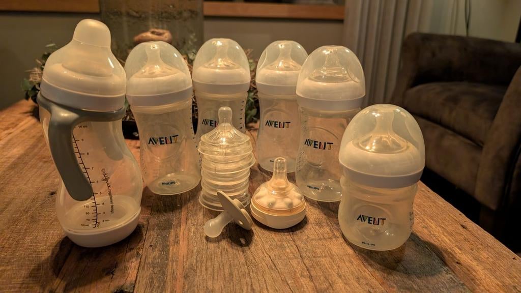 Meerdere Philips Avent flessen / spenen en Calma speen, Ophalen of Verzenden, Overige typen