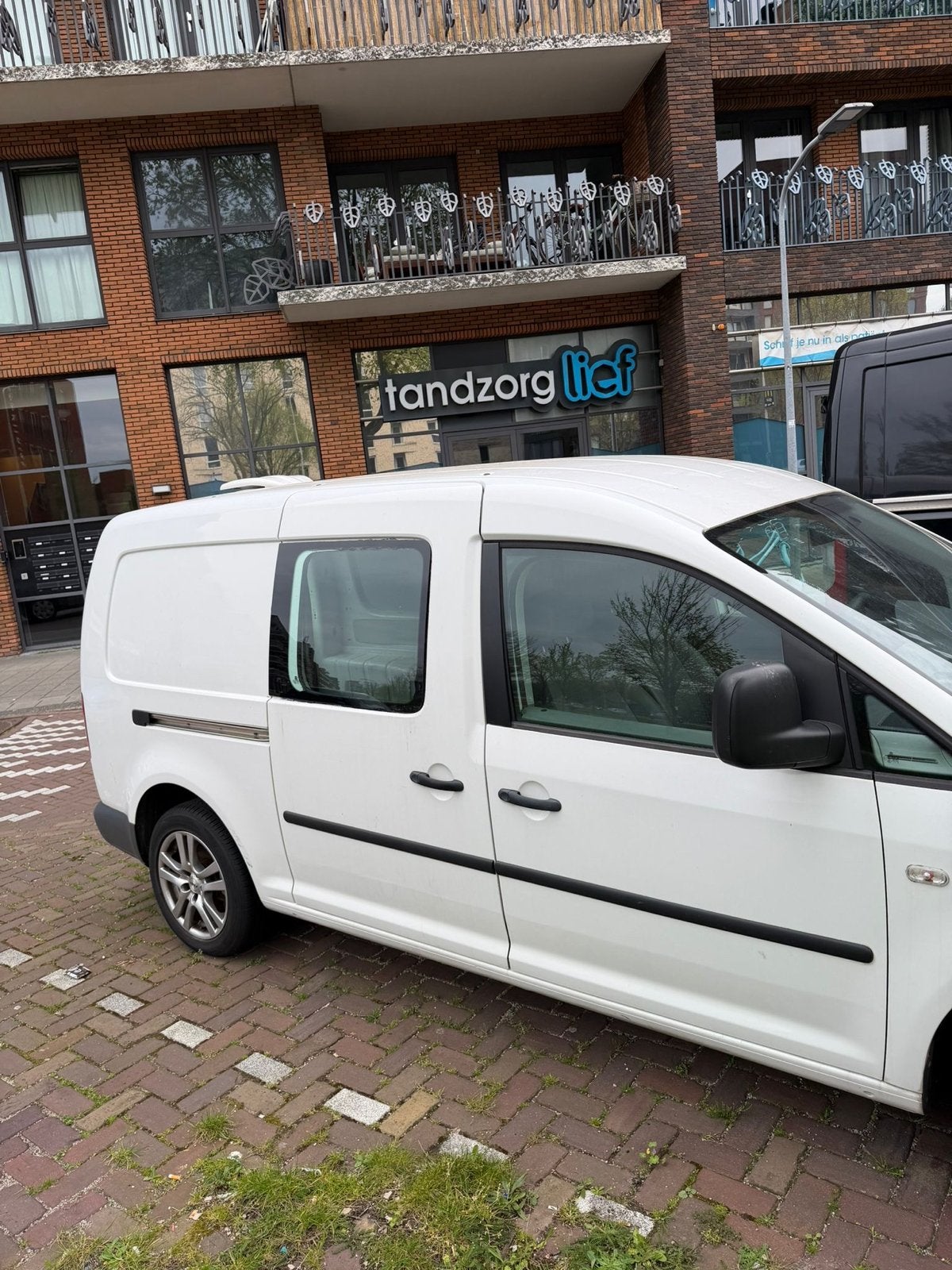 Volkswagen Caddy 1.9 EcoFuel CNG + Benzine, 4 cilinders, 1984 cc, Volkswagen, Te koop