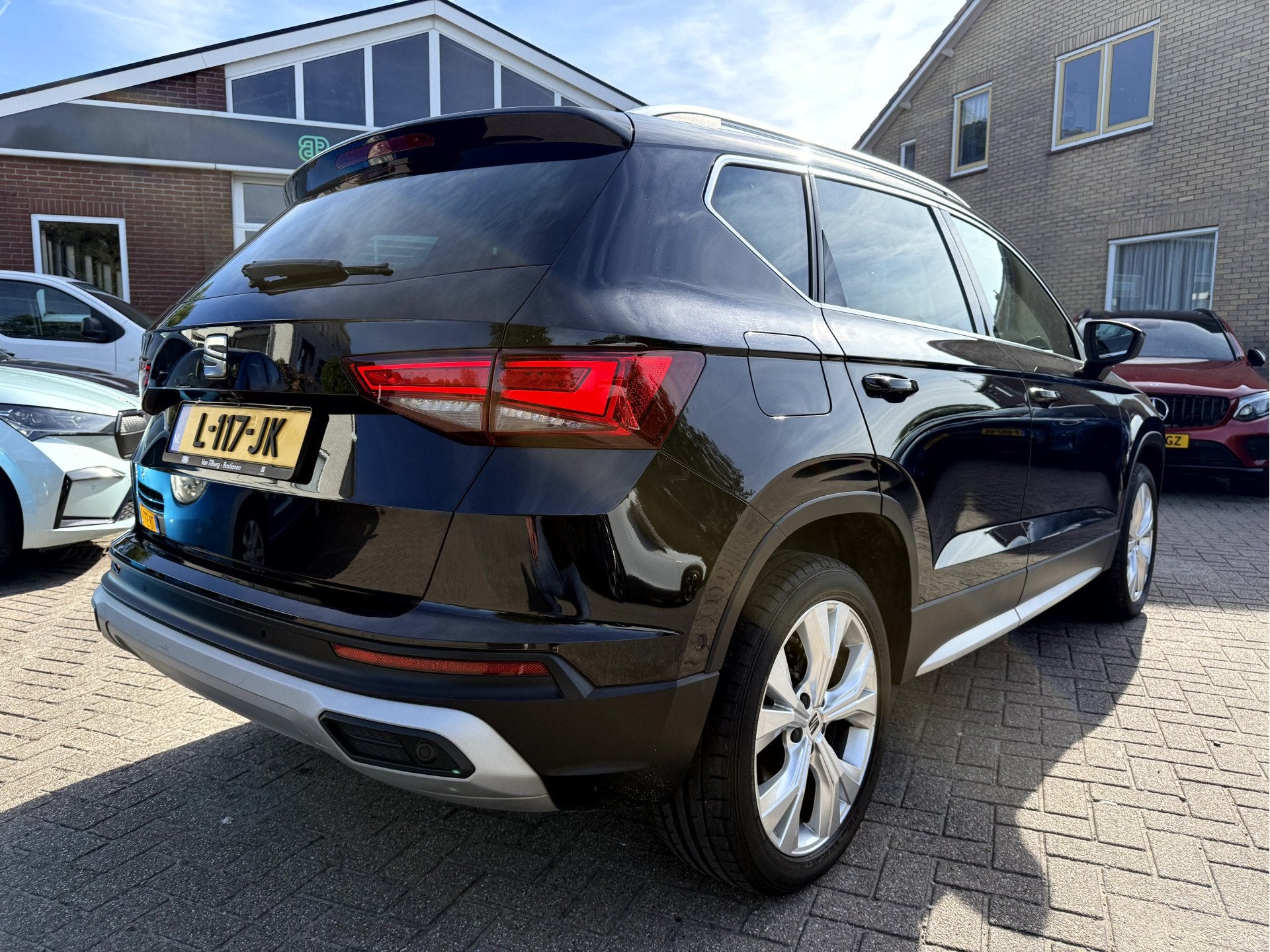 SEAT Ateca 1.5 TSI 150pk Xperience Business Intense App Conn, Auto's, Seat, Voorwielaandrijving, Dealer onderhouden, 1300 kg, 4 cilinders