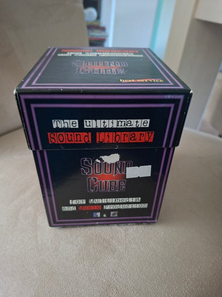 Sound Cube (10 CD Boxset) - Vintage Akai Sample Library, Ophalen of Verzenden, Zo goed als nieuw