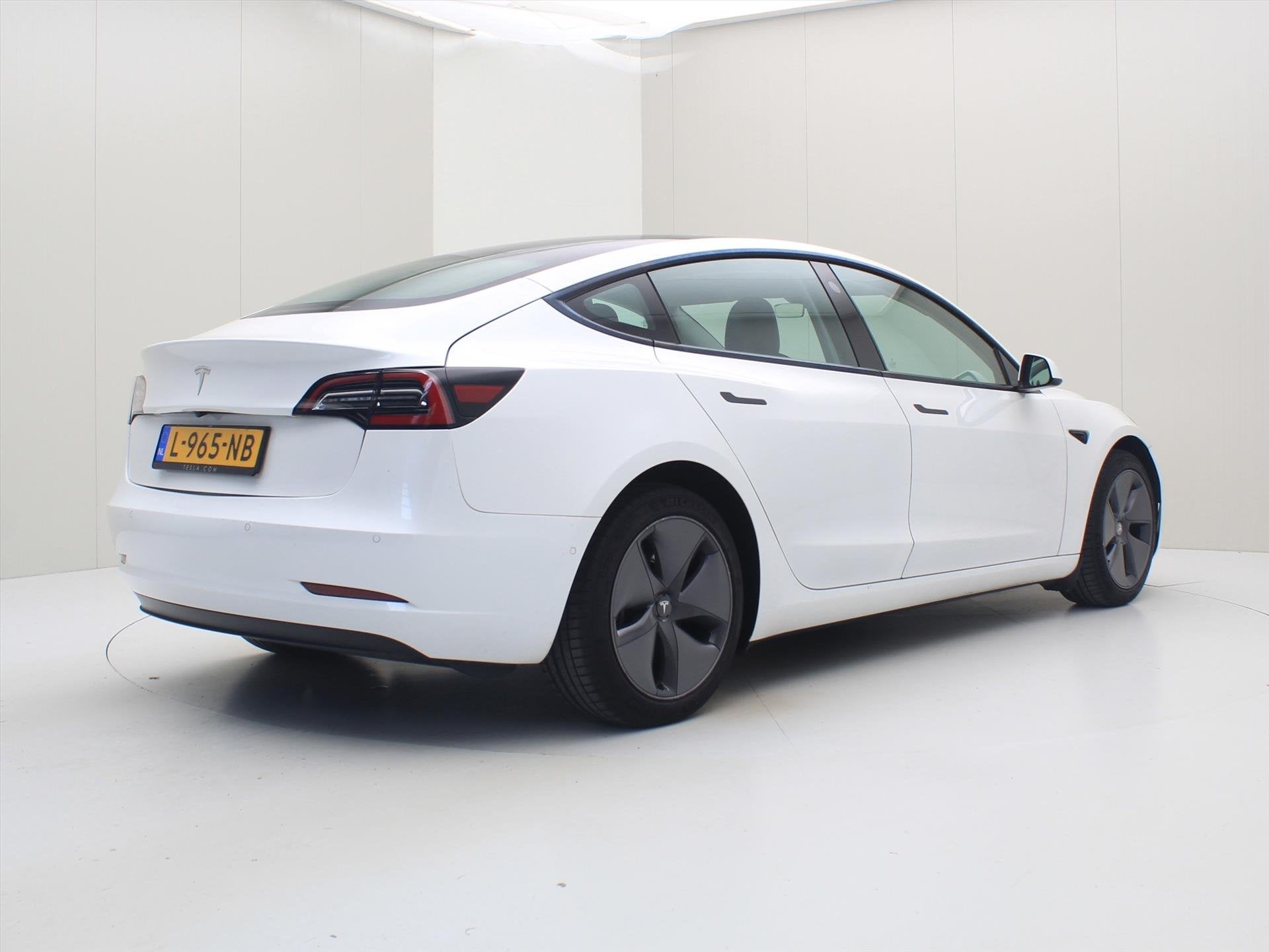 Tesla Model 3 Standard RWD Plus FACELIFT 90,3% SoH [ LFP-ACC, Automaat, Dealer onderhouden, Gebruikt, Zwart