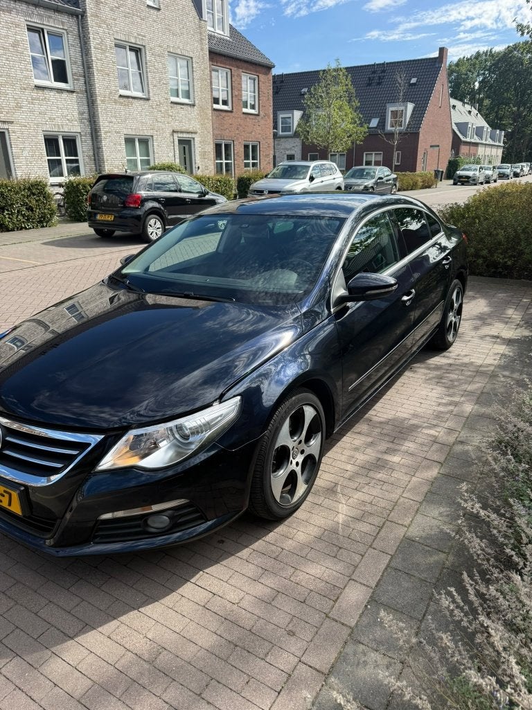 Volkswagen Passat 1.8 TSI 118KW CC DSG 2011 Blauw, Auto's, Zwart, 4 cilinders, 75 €/maand, Particulier
