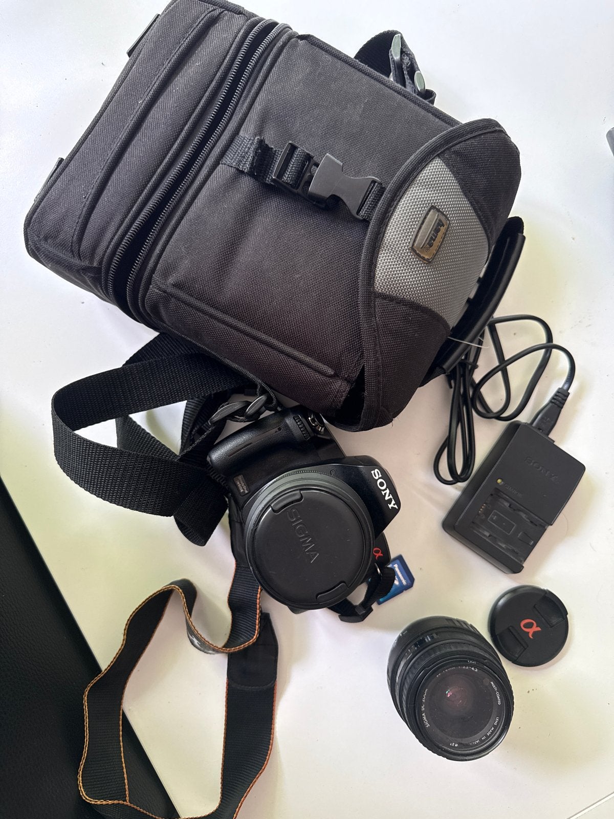 Sony Alpha a290 DSLR Camera met 2 lenzen en tas, Gebruikt, Spiegelreflex, Ophalen of Verzenden, Sony