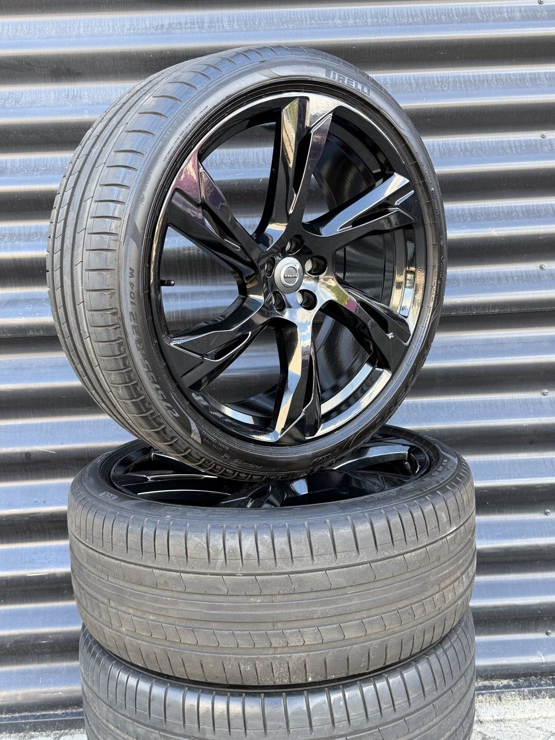 22  Orig Volvo R Design velgen Xc60 Xc90 T8 Pirelli banden, Gebruikt, -, -, Banden en Velgen