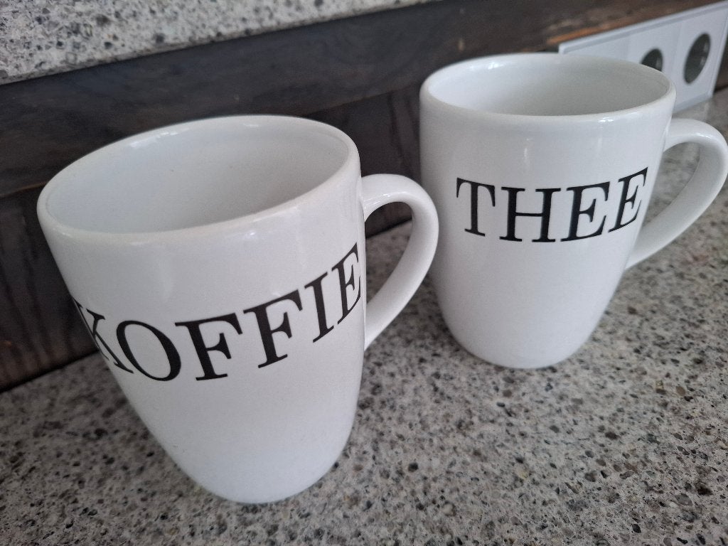 KOFFIEBEKER EN THEEBEKER, INTERMEZZO, Gebruikt, Overige typen, Ophalen of Verzenden, Glas