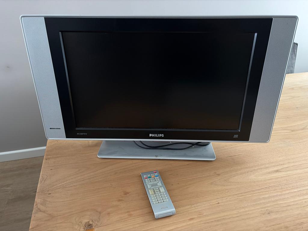 Philips LCD TV met afstandsbediening - Gebruikt, Audio, Tv en Foto, Televisies, Philips, Gebruikt, 50 Hz, Ophalen of Verzenden