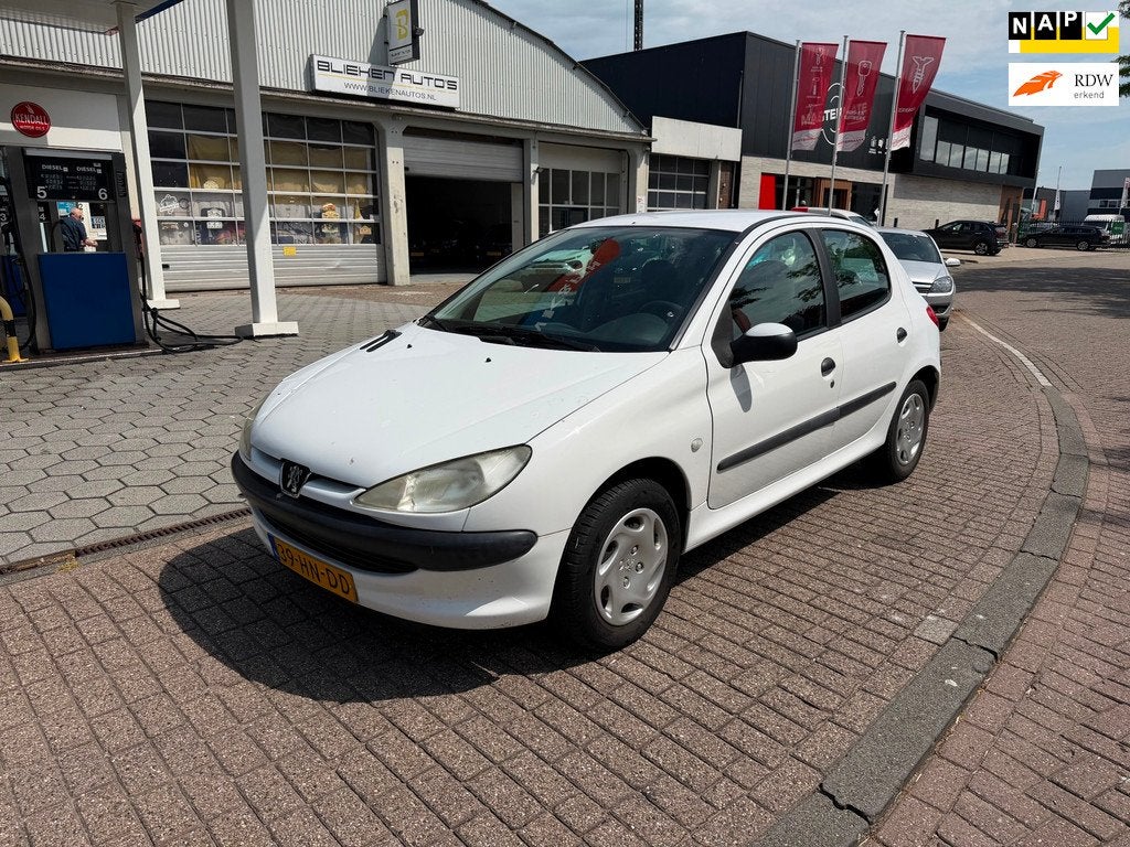 Peugeot 206 1.6-16V XT, Auto's, Peugeot, 4 cilinders, 1039 kg, Wit, Bedrijf