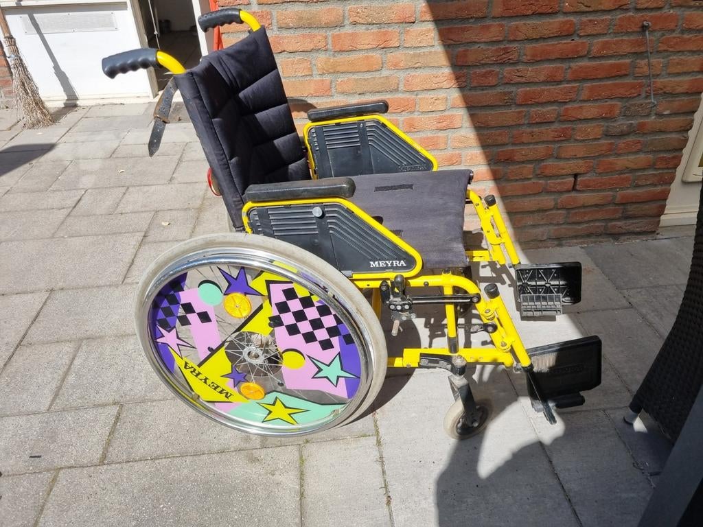 Meyra kinderrolstoel.of kleinere volwassen, inklapbaar., Diversen, Rolstoelen, Ophalen, Gebruikt, Duwrolstoel