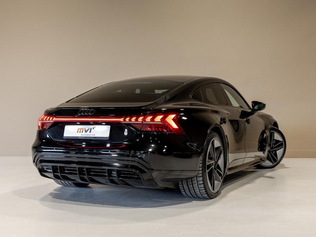 Audi e-tron GT GT 93 kWh / 476pk / Leder / Bang & Olufsen /, Auto's, Audi, Automaat, Met garantie (alle), Vierwielaandrijving