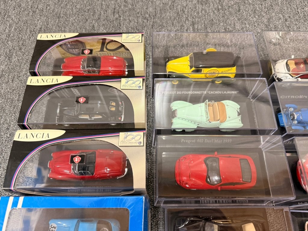 35x Atlas Edison New-Ray Motormax Altaya Alfa etc 1:43, Gebruikt, Auto, 8124AD Wesepe, Info@dinkytoysinkoop.nl