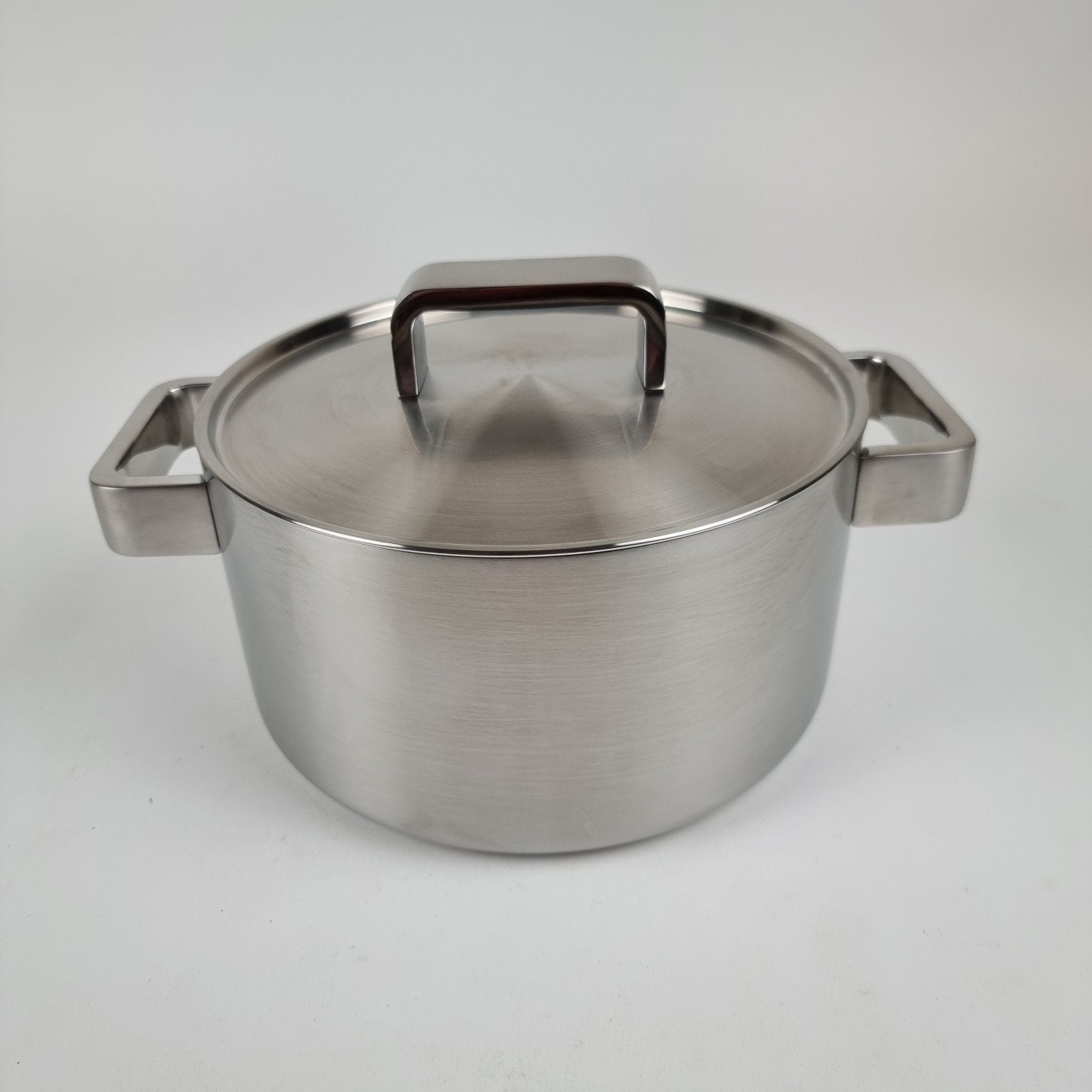 Iittala Tools Kookpan ø 22 cm 4L RVS, Ophalen, Zo goed als nieuw, Rvs, Kookpan