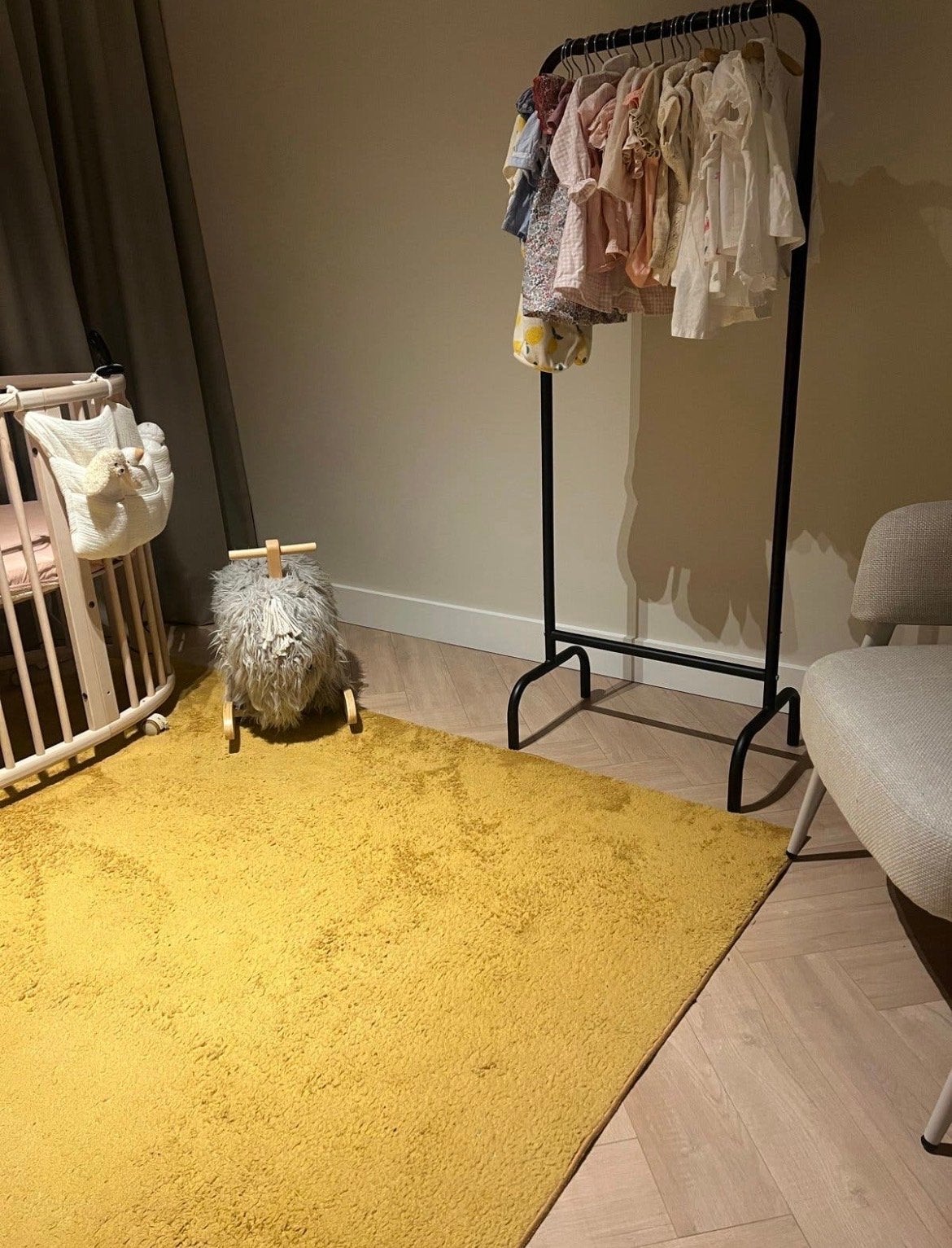 Vloerkleed goud geel kleur Floopassion, Ophalen, Gebruikt, 100 tot 150 cm, 150 tot 200 cm