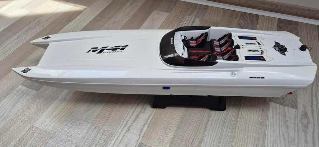 Traxxas M41 Widebody RC boot - Krachtige upgrade!, Hobby en Vrije tijd, Modelbouw | Boten en Schepen, Ophalen