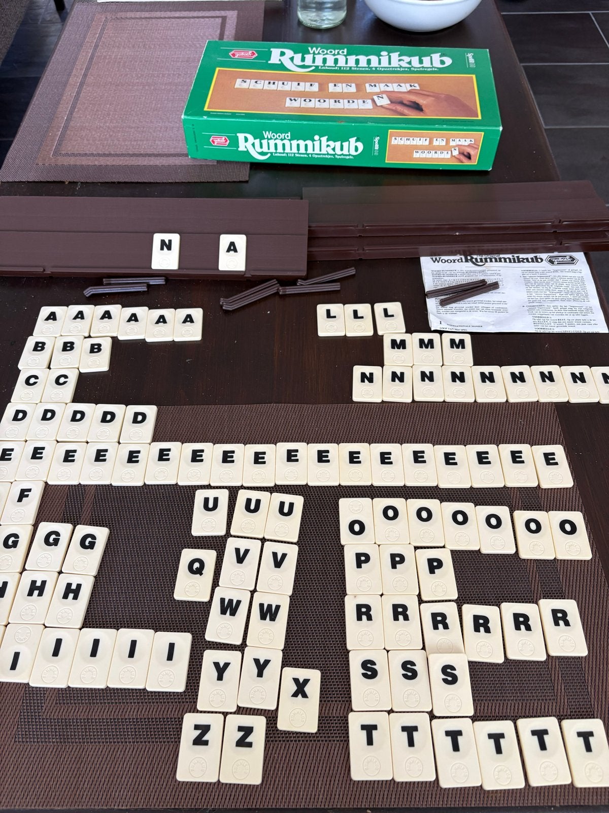 Woord Rummikub - Compleet Gezelschapsspel grote letters, Hobby en Vrije tijd, Drie of vier spelers, Ophalen of Verzenden, Gebruikt