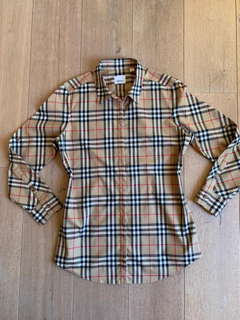 Originele Burberry blouse maat 36 NIEUW, Kleding | Dames, Ophalen of Verzenden, Nieuw, Maat 36 (S), Overige kleuren