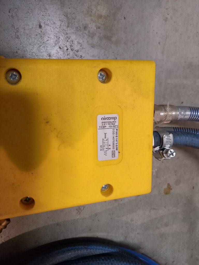 pneumatische ponsmachine, Ophalen, Schiltz, Info@schiltz.be, Nestor Martinstraat, 319
