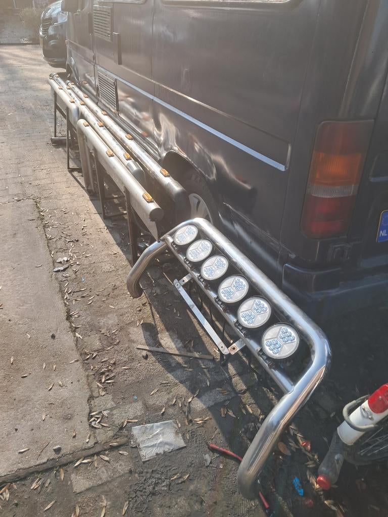 Bullbar en sidebars afkomstig van iveco  xxl lang, Ophalen of Verzenden, Gebruikt