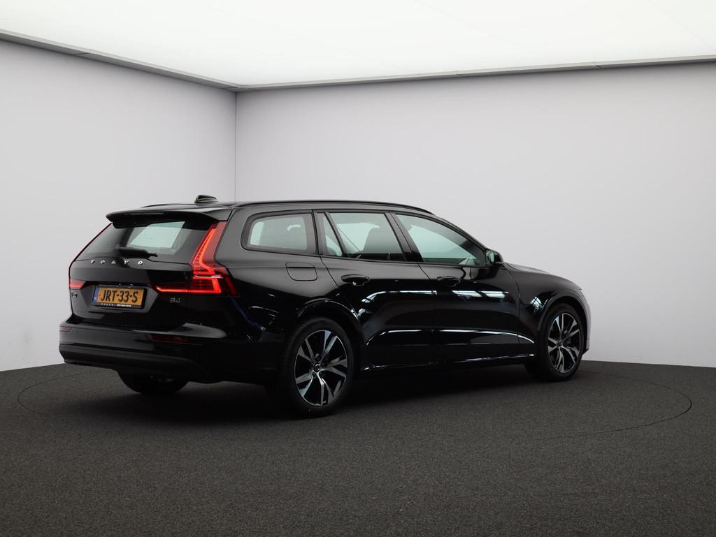 Volvo V60 B4 197PK Essential Edition / Adaptive Cruise / Cli, Stof, 4 cilinders, 1634 kg, Zwart