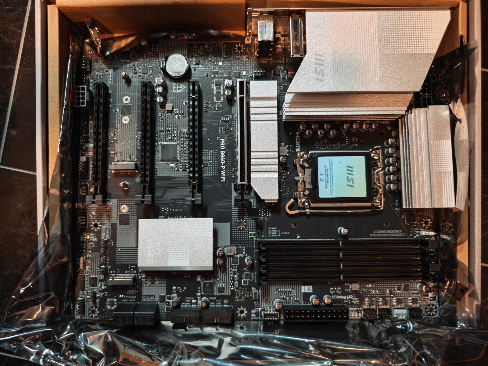 MSI PRO B860-P WIFI Intel Moederbord - Nieuw, Computers en Software, Moederborden, LGA 1851, Ophalen of Verzenden, Zo goed als nieuw