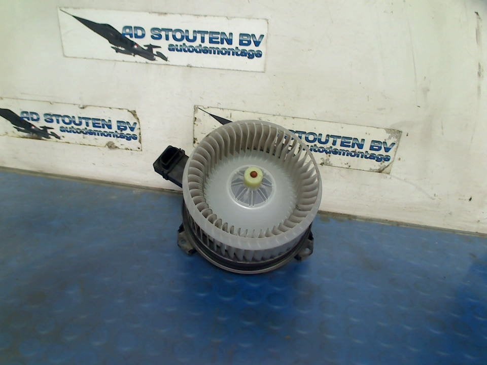 Kachel Ventilatormotor Honda Civic (FK1/2/3) 2015 AV1120, Honda, Gebruikt, Hanauer Landstraße  222-224, Frankfurt am Main 60314, , Duitsland