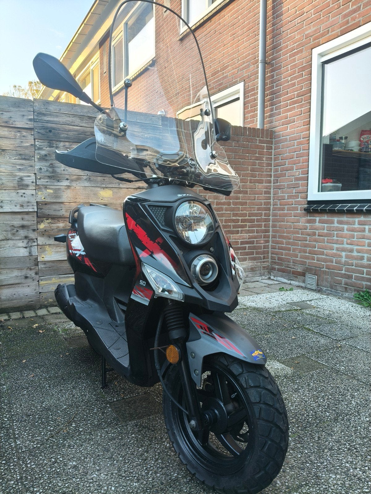 Sym Crox Scooter met Windscherm - Recent Onderhoud, Ophalen, Gebruikt, Benzine, Sym