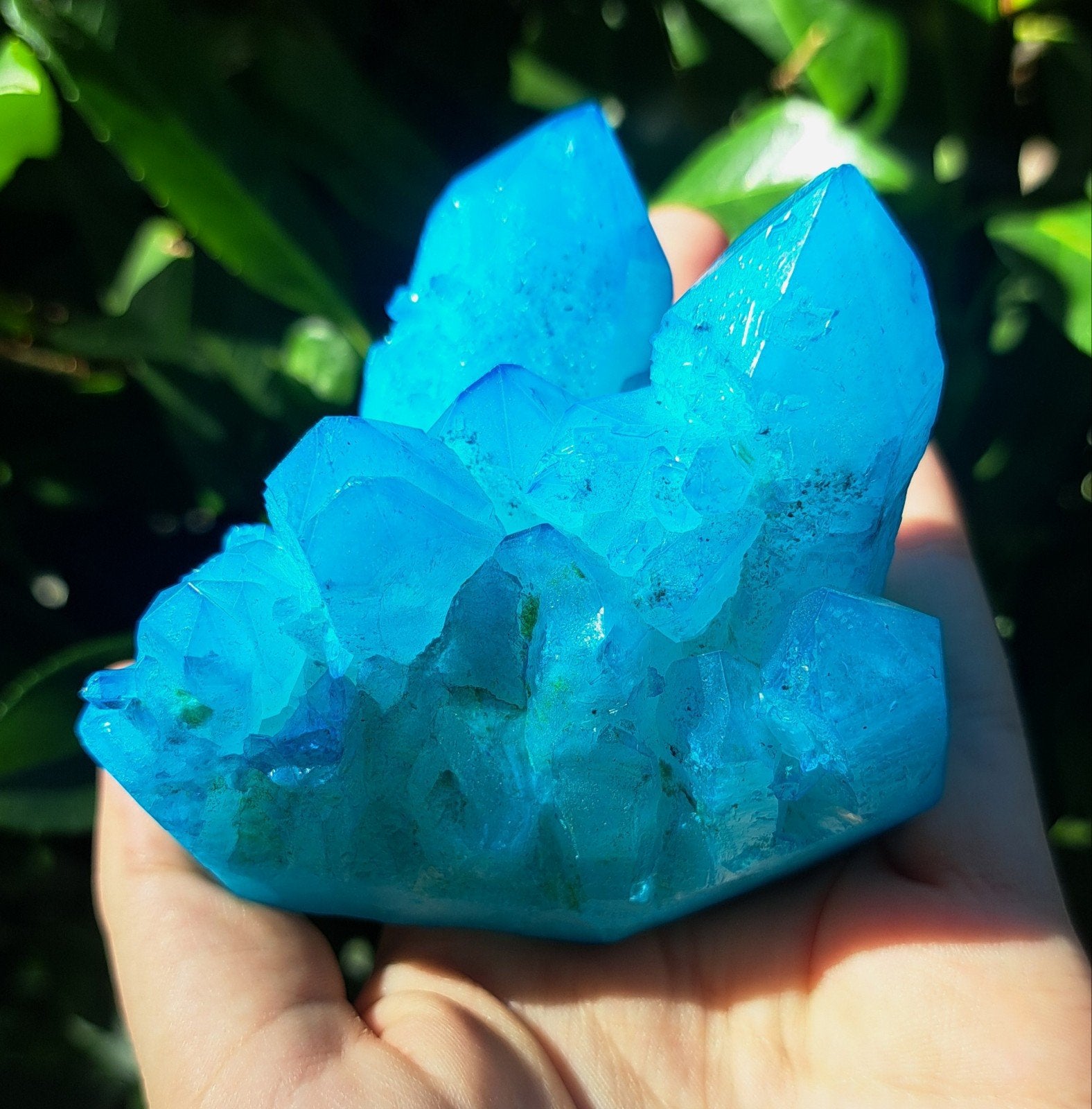 Grote Blauwe Bergkristal cluster edelsteen kristal mineraal, Verzamelen, Mineralen en Fossielen, Ophalen of Verzenden