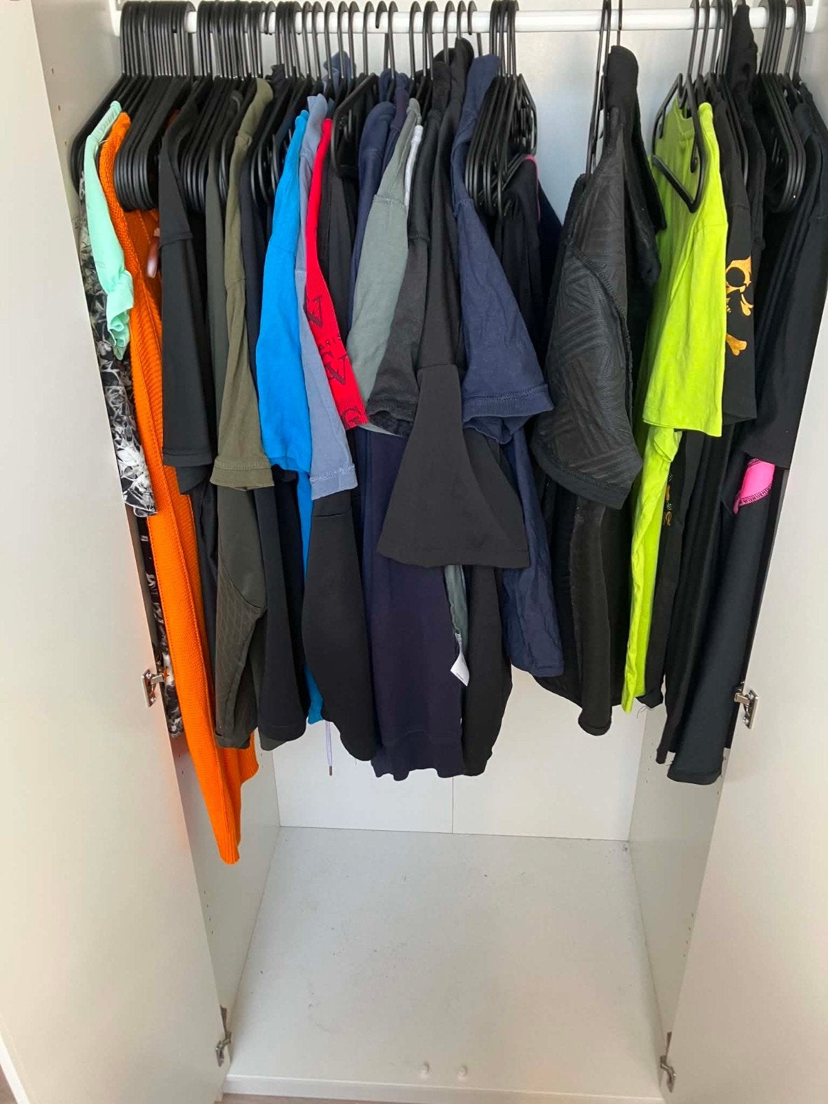 Kleding kast, Kinderen en Baby's, Kinderkleding | Overige, Ophalen of Verzenden